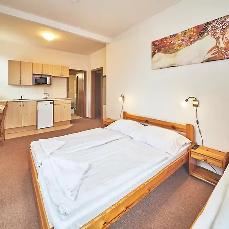 Adrie Guest house